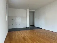 Izdavanje, jednosoban stan, 65m², Zagorič, Podgorica - image 3