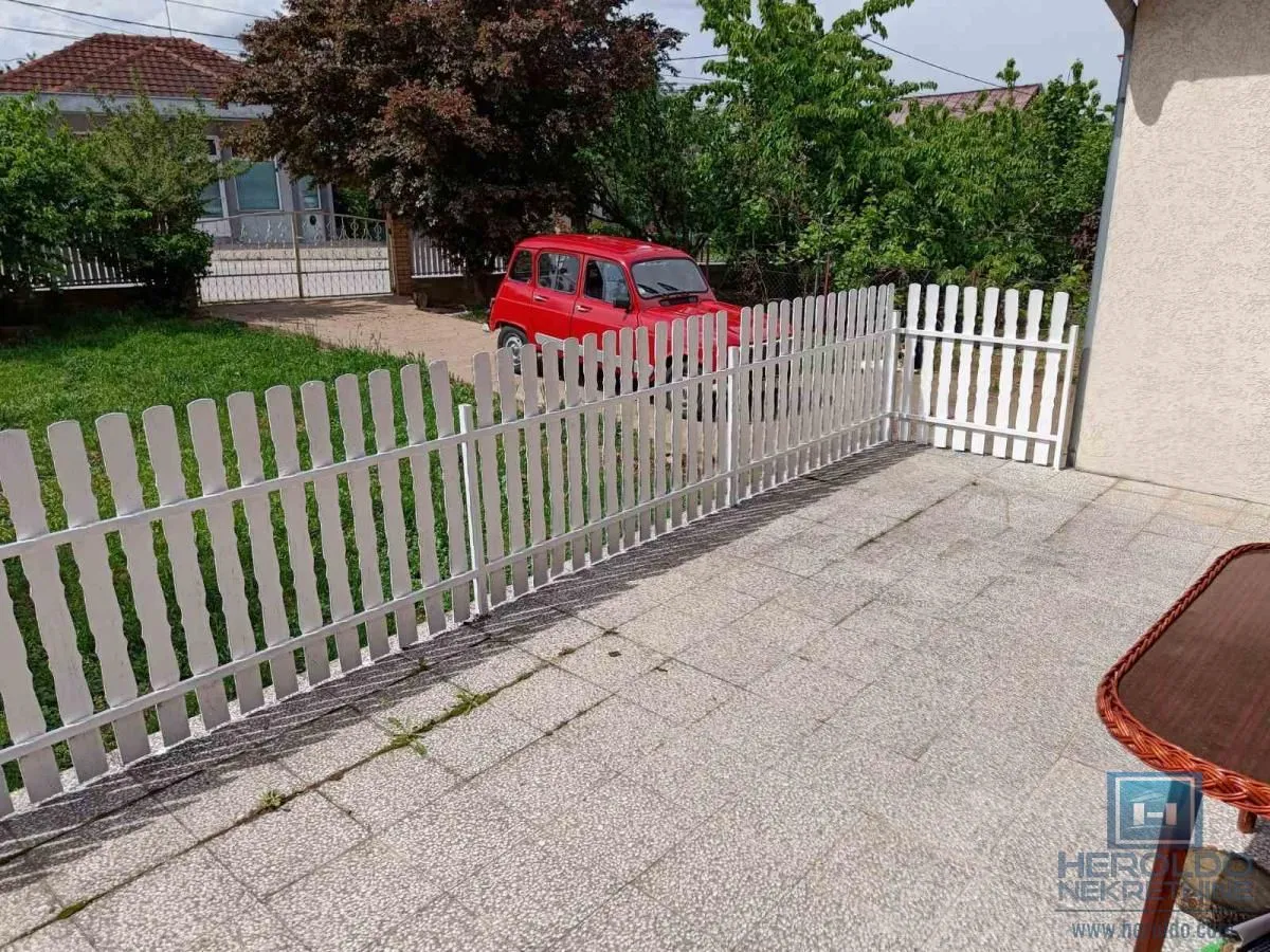 Prodaja, kuća, 250m², Budžino brdo, Jagodina