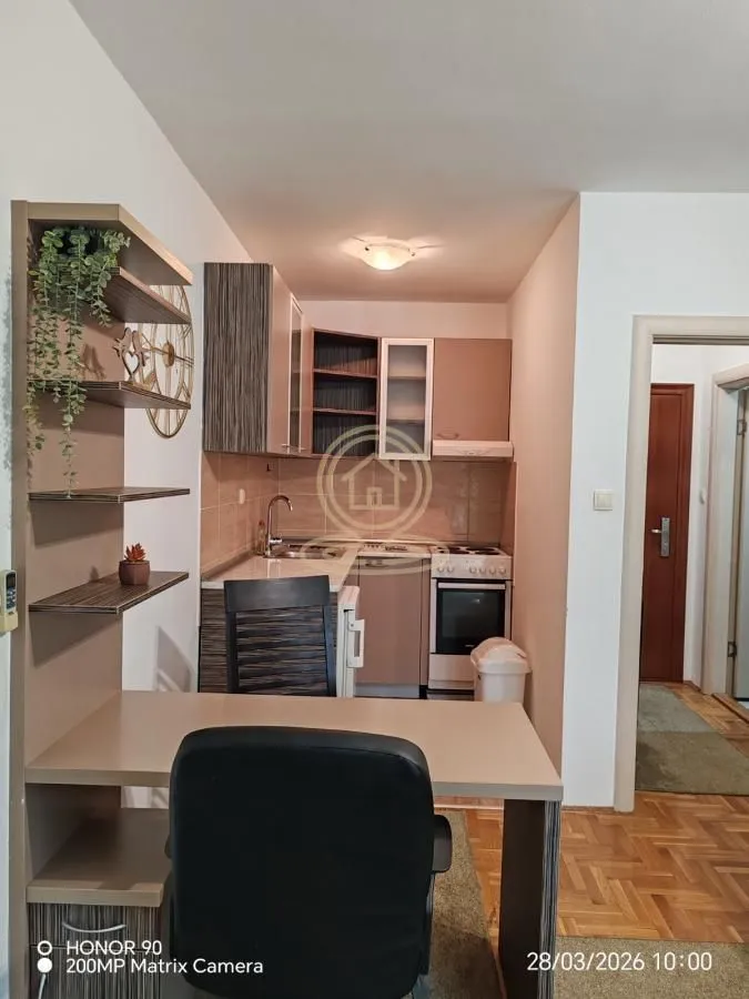 Izdavanje, garsonjera, 27m², Nova Detelinara, Novi Sad Sve Podlokacije