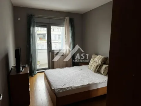 Izdavanje, dvosoban stan, 52m², Centar, Novi Sad - image 6