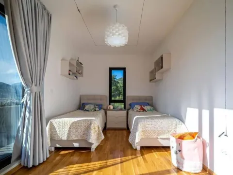 Prodaja, trosoban stan, 129m², Donja Lastva, Tivat - image 2