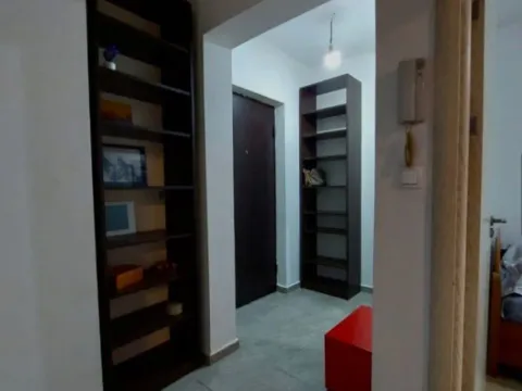 Izdavanje, dvosoban stan, 50m², City Kvart, Podgorica - image 6