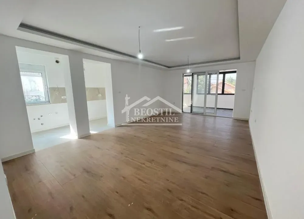 Sale, four bedroom apartment, 83m², Centar, Smederevo