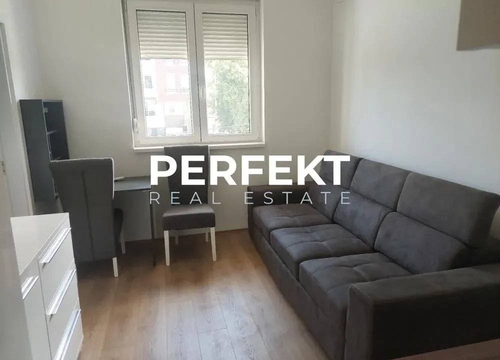 Izdavanje, stan, 16m², Centar, Pančevo