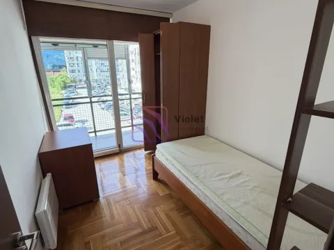 Rent, two bedroom apartment, 60m², Central Point, Podgorica - image 15