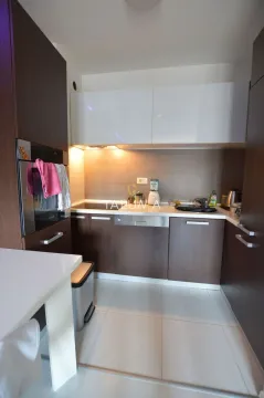 Rent, one bedroom apartment, 40m², Stari Aerodrom, Podgorica - image 2