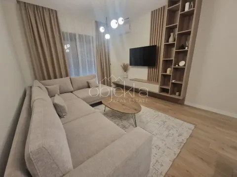 Izdavanje, stan, 58m², Tivat, Crna Gora - image 4