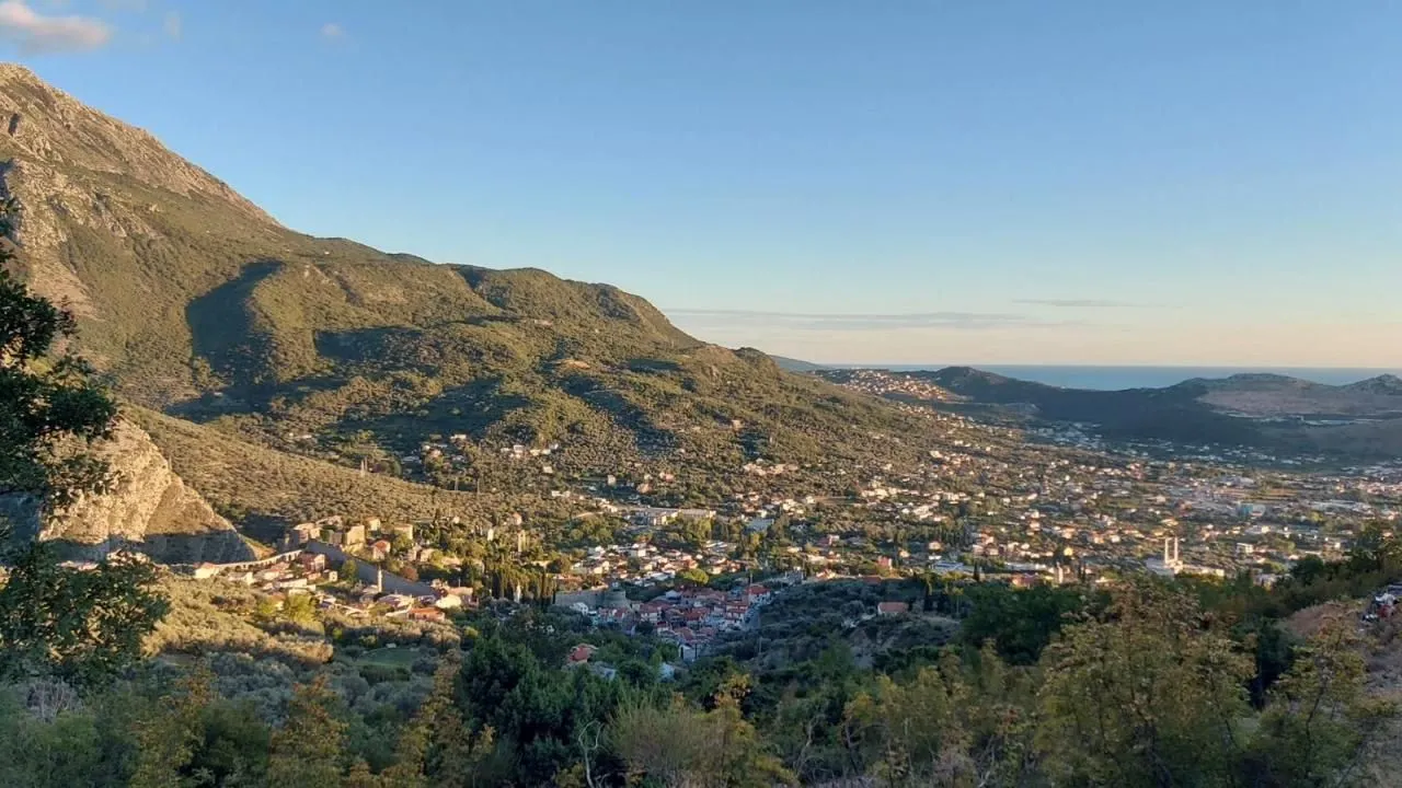 Prodaja, plac, 20000m², Bar, Crna Gora