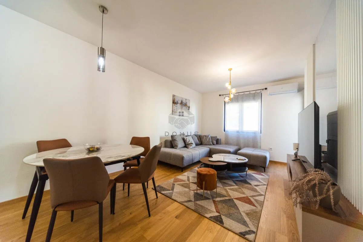 Izdavanje, jednosoban stan, 45m², City Kvart, Podgorica