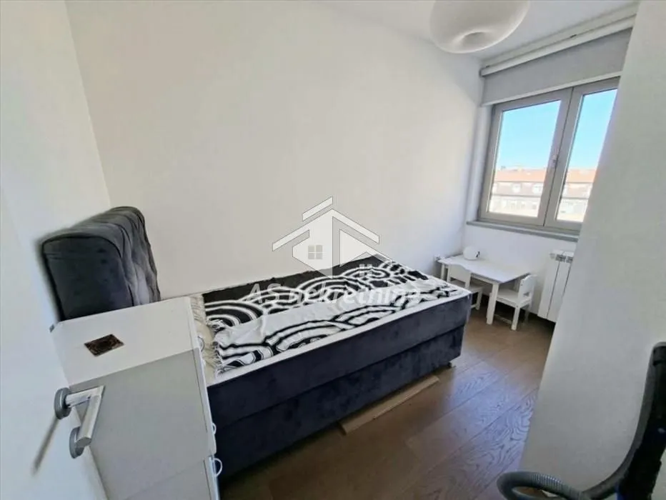 Rent, four bedroom apartment, 80m², Tašmajdan, Palilula Sve Podlokacije