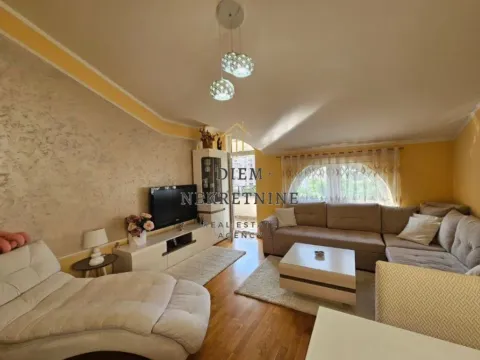 Prodaja, jednosoban stan, 62m², Centar, Bar - image 13