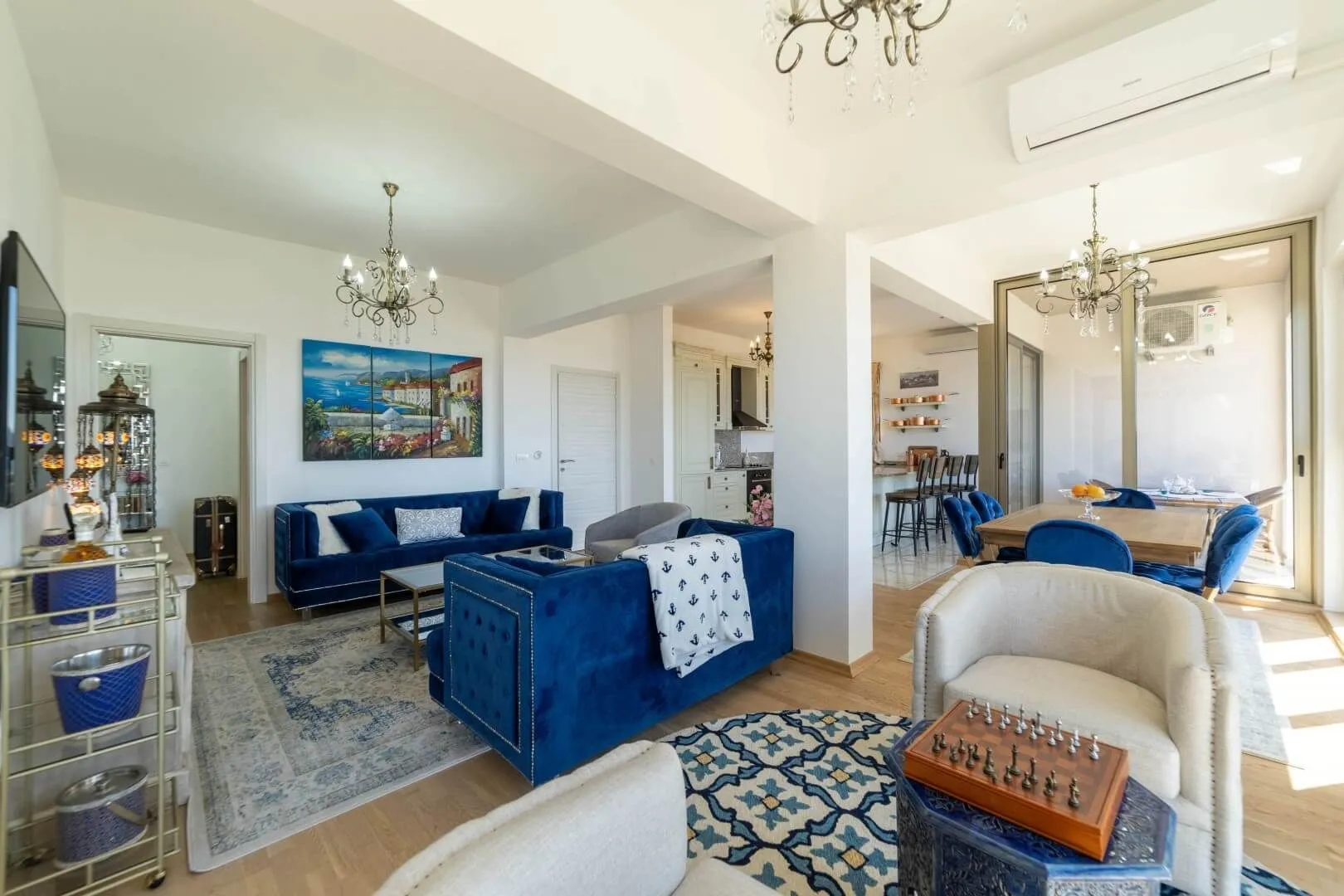 Prodaja, trosoban stan, 120m², Tivat, Crna Gora