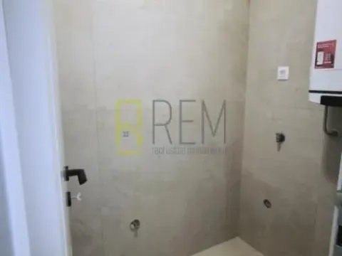 Rent, office space, 113m², Dalmatinska ulica, Podgorica - image 11