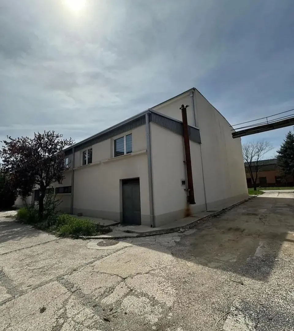 Rent, office space, 3000m², Centar, Nikšić