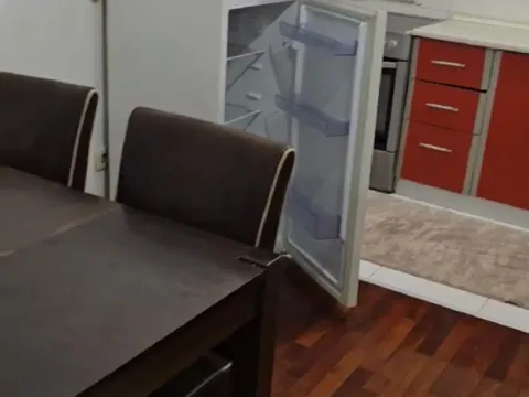 Izdavanje, jednosoban stan, 44m², Stari Aerodrom, Podgorica - image 5