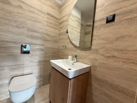 Izdavanje, dvosoban stan, 79m², Kruševac, Podgorica - image 12