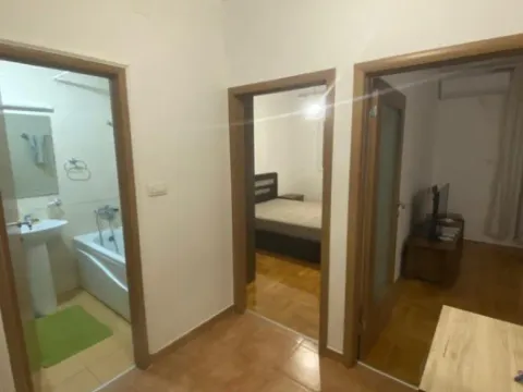 Izdavanje, jednosoban stan, 43m², Tuški Put, Podgorica - image 6