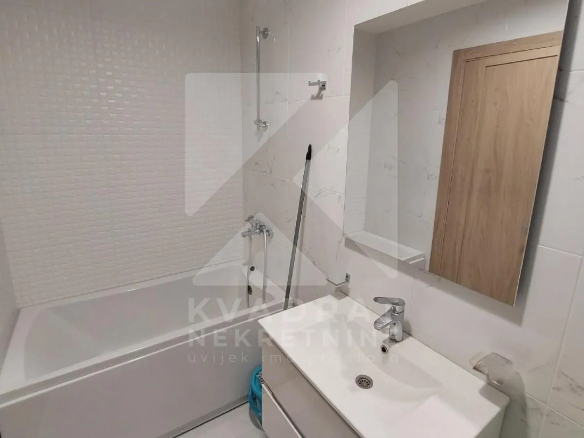 Rent, two bedroom apartment, 77m², Master Kvart, Podgorica