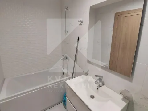 Rent, two bedroom apartment, 77m², Master Kvart, Podgorica - image 9