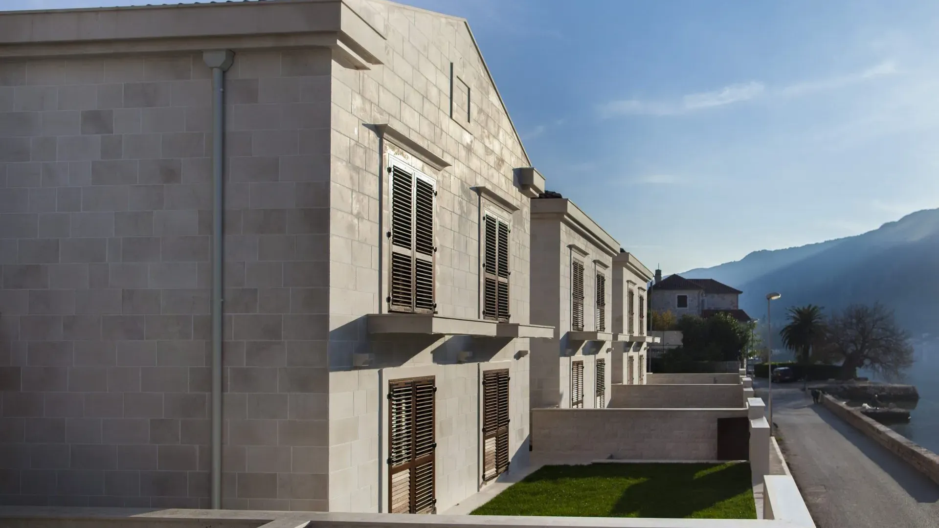 Prodaja, stan, 196m², Dobrota, Kotor
