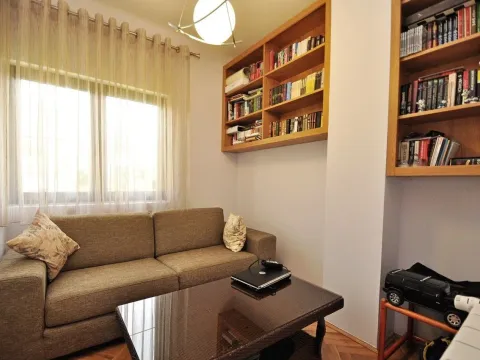 Prodaja, kuća, 222m², Donja Lastva, Tivat - image 8