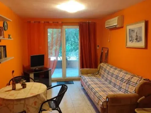 Prodaja, jednosoban stan, 37m², Đenovići, Herceg Novi - image 1