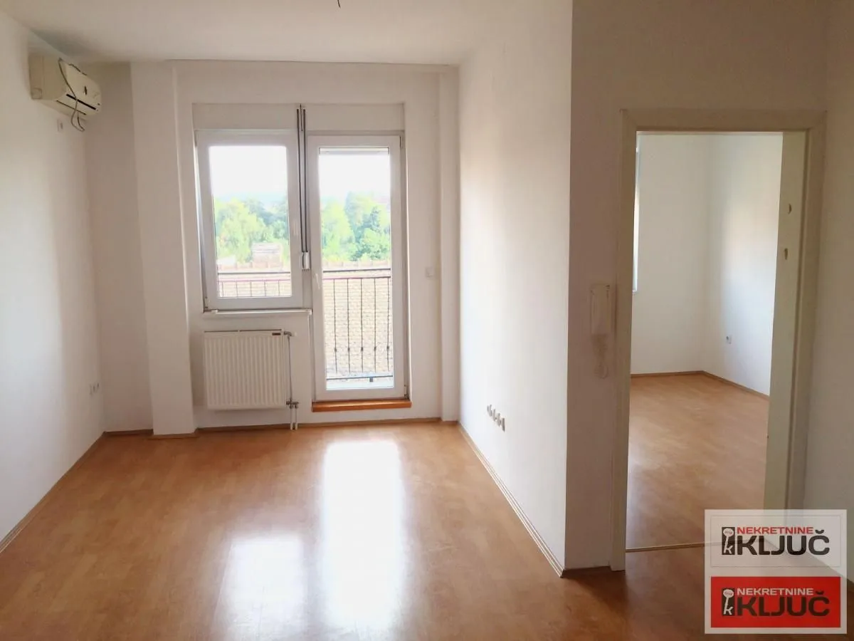 Izdavanje, jednosoban stan, 41m², Sajmište, Novi Sad