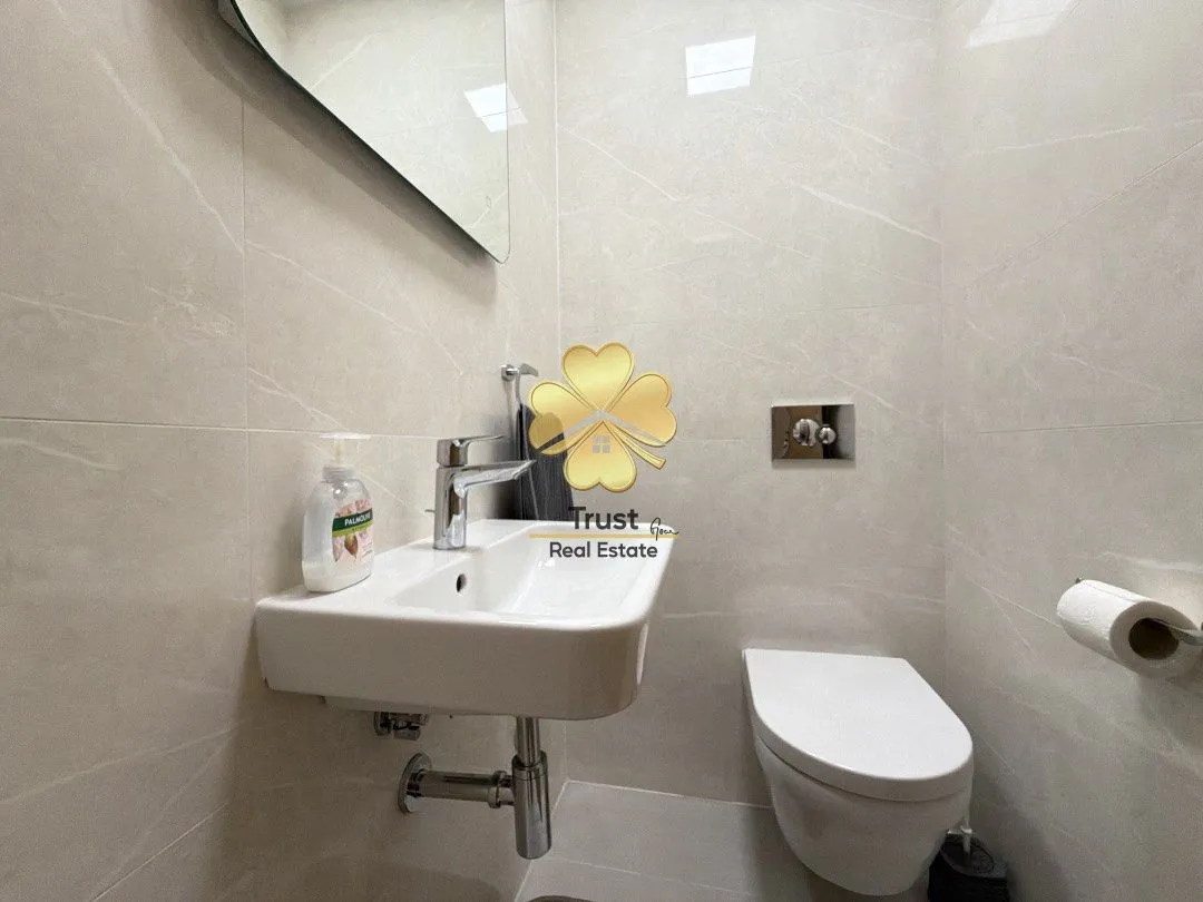 Izdavanje, dvosoban stan, 75m², City Kvart, Podgorica