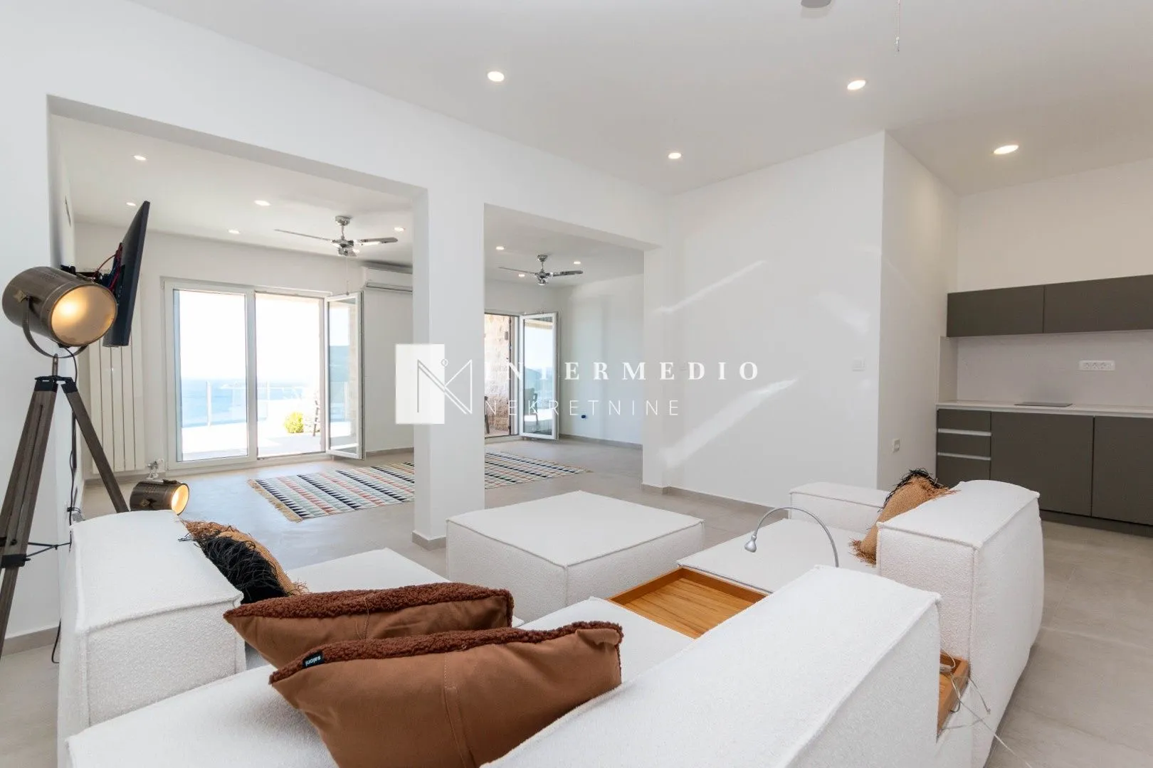 Prodaja, kuća, 338m², Podi, Herceg Novi