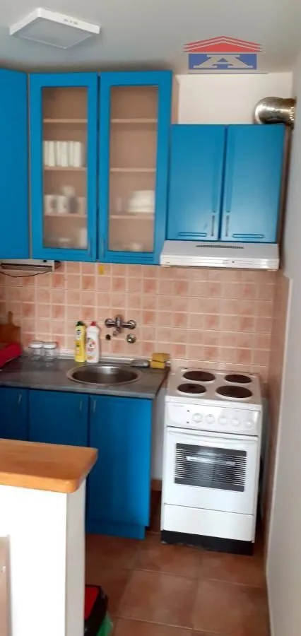 Izdavanje, jednosoban stan, 41m², Detelinara, Novi Sad Sve Podlokacije