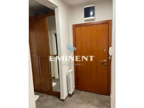 Izdavanje, dvosoban stan, 50m², Vračar Sve Podlokacije, Beograd - image 11