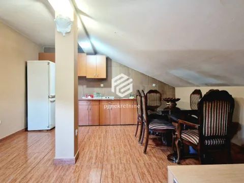 Rent, two bedroom apartment, 100m², Stari Aerodrom, Podgorica