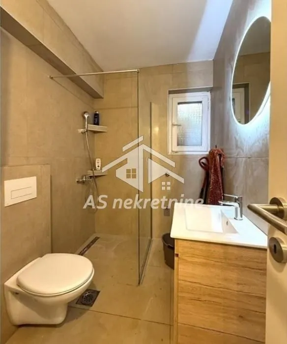 Prodaja, dvosoban stan, 48m², Kalenić Pijaca, Vračar Sve Podlokacije