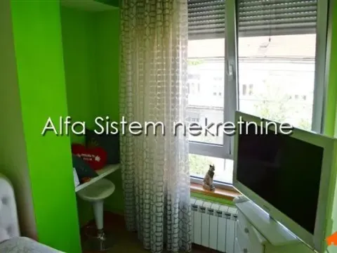 Izdavanje, stan, 230m², Čubura, Beograd - image 22