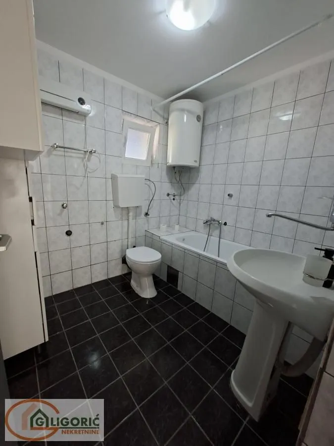 Prodaja, dvosoban stan, 57m², Pančevo, Srbija