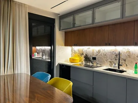 Prodaja, trosoban stan, 164m², Tivat, Crna Gora - image 2