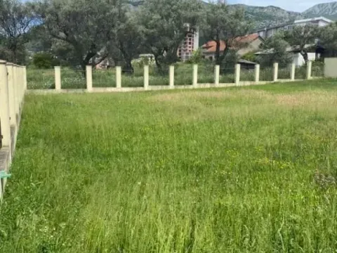 Zemljište in Bjeliši