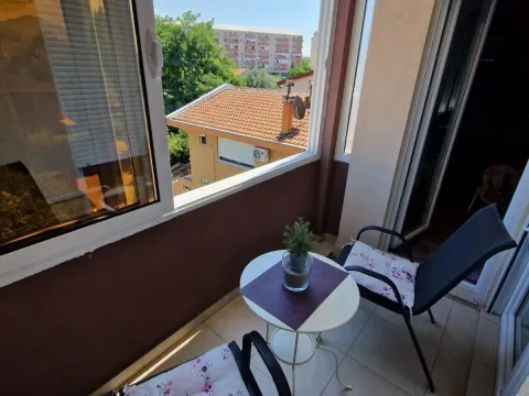 Rent, one bedroom apartment, 45m², Drač, Podgorica - image 8
