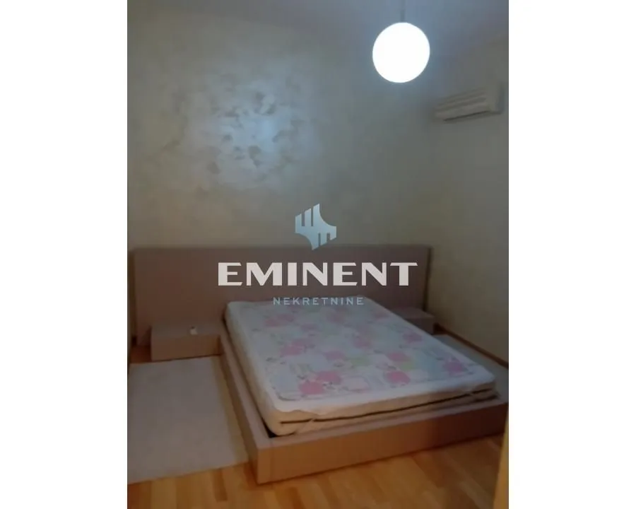 Rent, three bedroom apartment, 98m², Savski Venac, Beograd