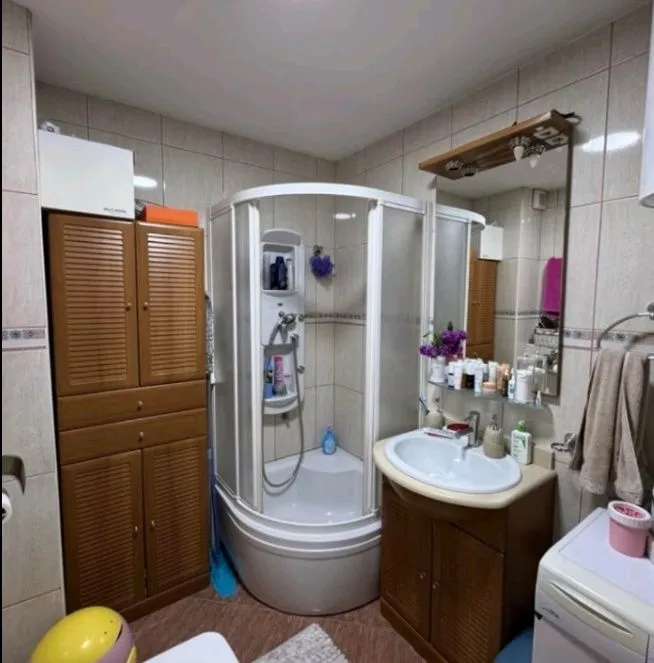 Prodaja, trosoban stan, 109m², Momišići, Podgorica