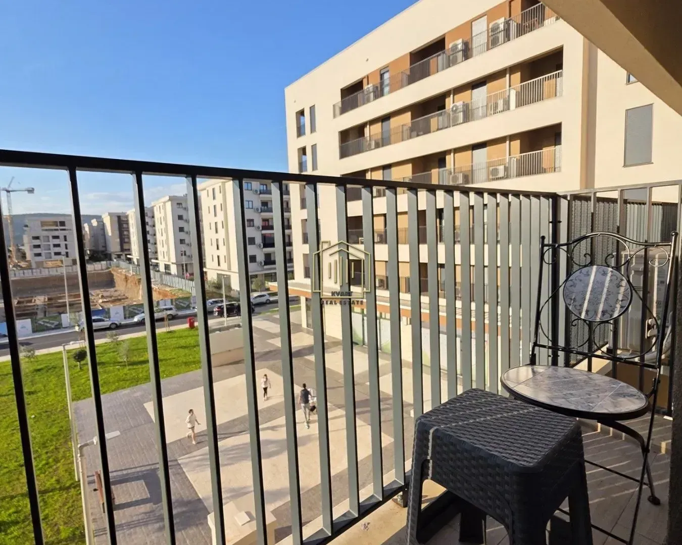 Izdavanje, jednosoban stan, 600m², New City, Podgorica