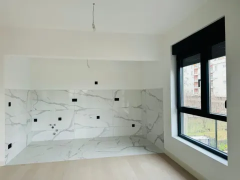 Prodaja, jednosoban stan, 44m², Central Point, Podgorica - image 3