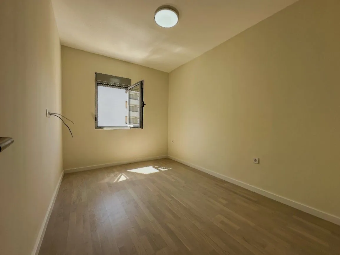 Prodaja, jednosoban stan, 42m², Zabjelo, Podgorica