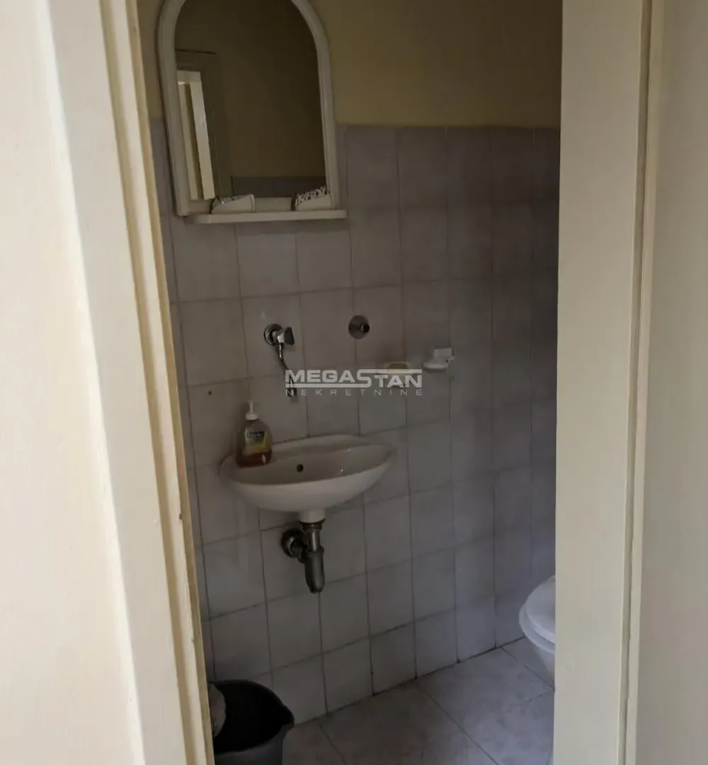 Rent, office space, 84m², Stari Grad, Beograd