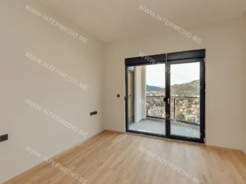 Prodaja, trosoban stan, 122m², Topla, Herceg Novi - image 2