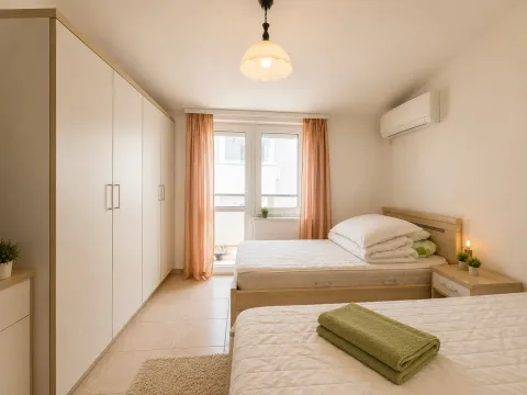 Prodaja, četvorosoban stan, 173m², Petrovac, Budva - image 7