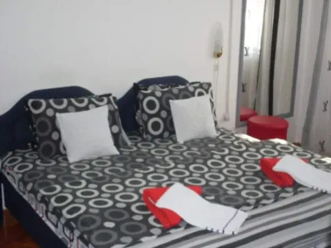 Prodaja, dvosoban stan, 70m², Bar, Crna Gora - image 9