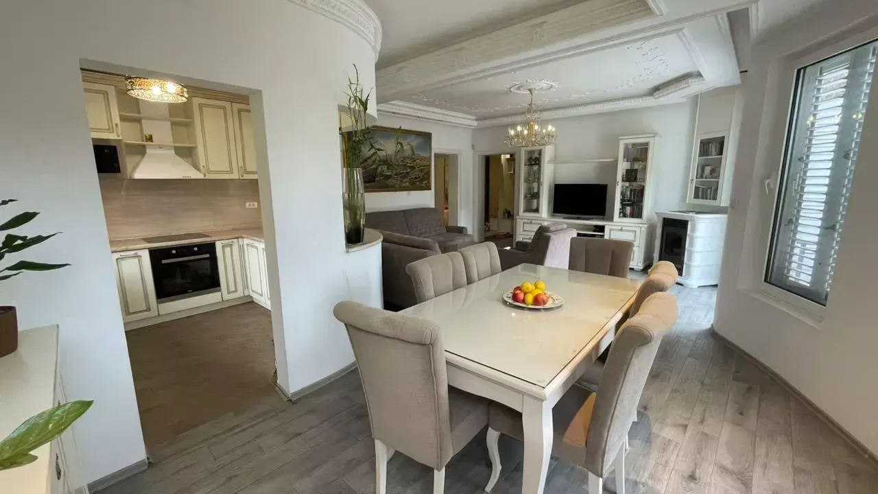 Rent, apartment, 90m², Tivat, Crna Gora