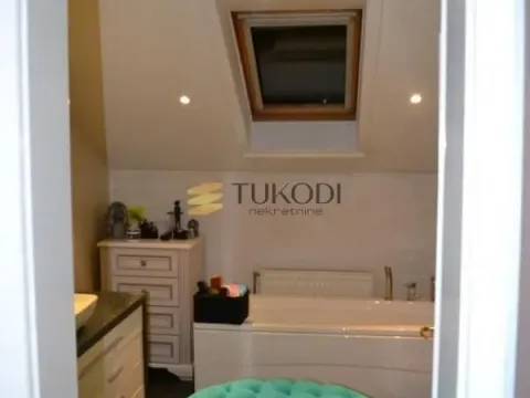 Prodaja, četvorosoban stan, 130m², Grbavica, Novi Sad Sve Podlokacije - image 9