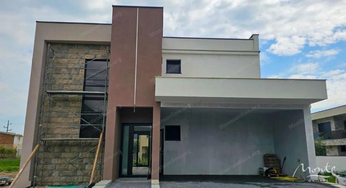 Prodaja, kuća, 200m², Zaljevo, Bar